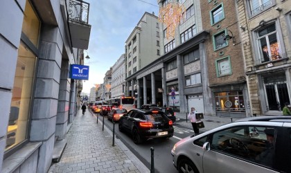 Vente - Rez-de-chaussée commerciaux - bruxelles-1